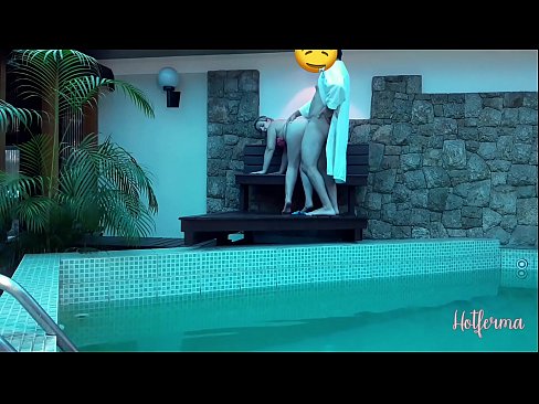 ❤️ Boss xizmetkarê vedixwîne hewzê, lê nikarî li ber germiyekê bisekine ❤️ Pornoya hişk li ku.sex00.top ️❤
